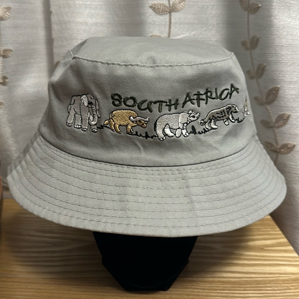 Bucket Cap with Big 5 from South Africa